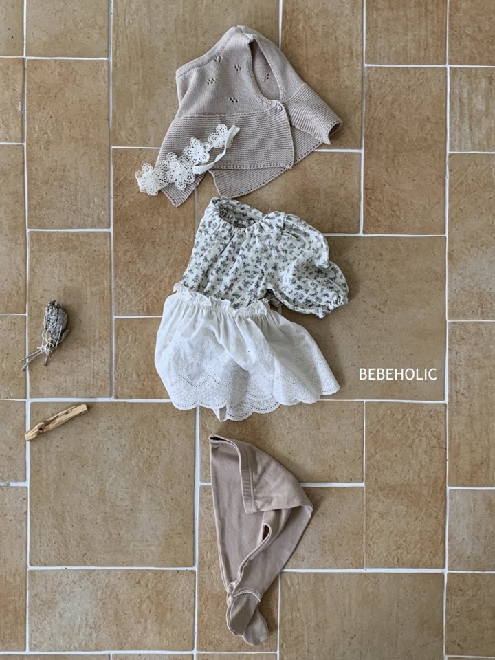 Flat Skirt Body Suit Set