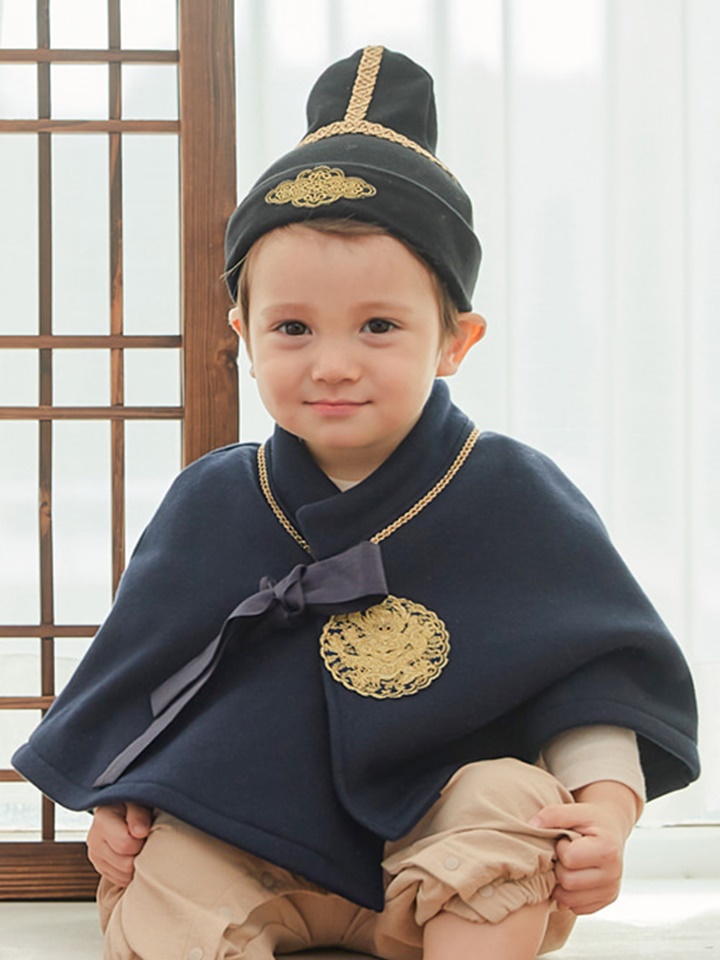 Taeon Hanbok Cape