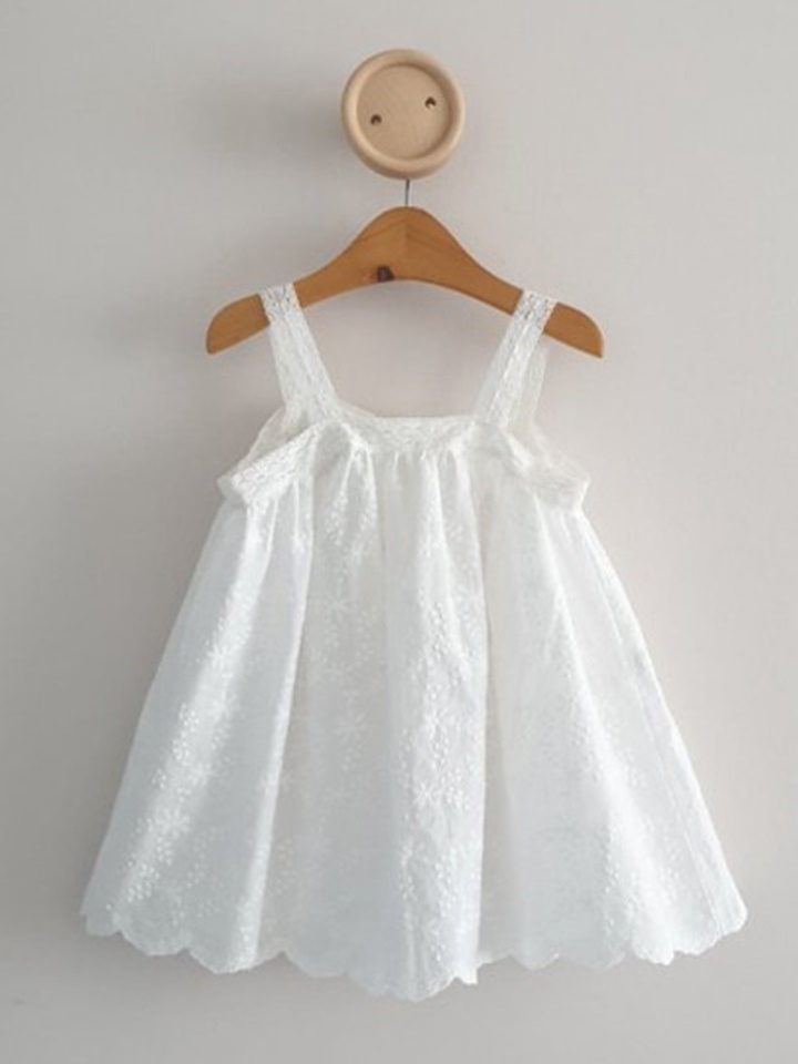 Humming Apron