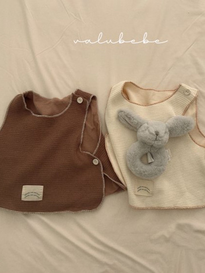 Big Waffle Bib