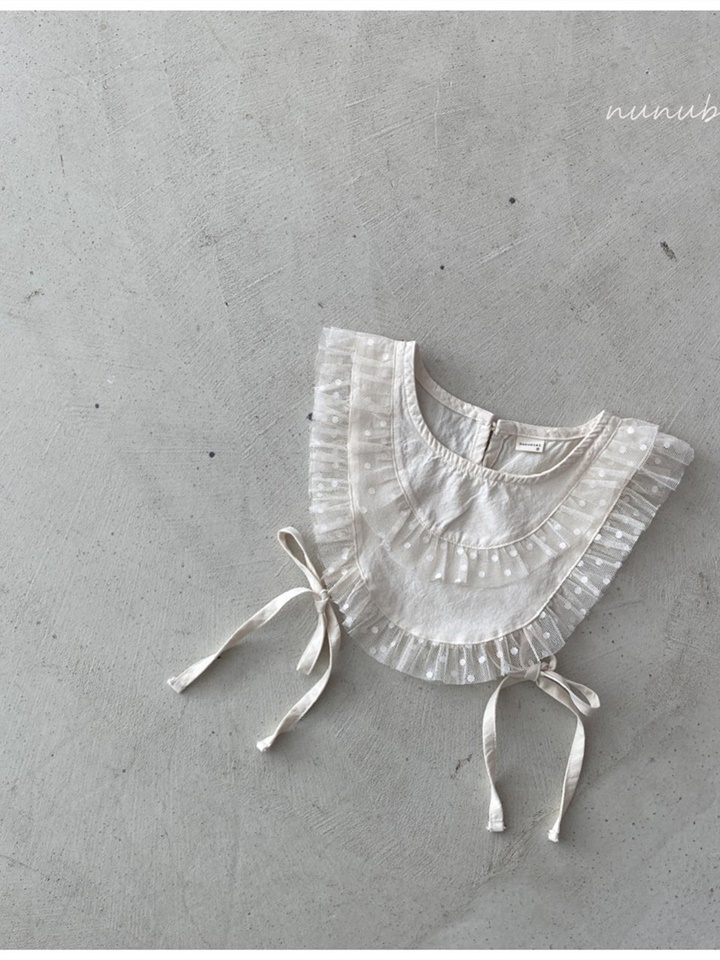 Dot Frill Vest