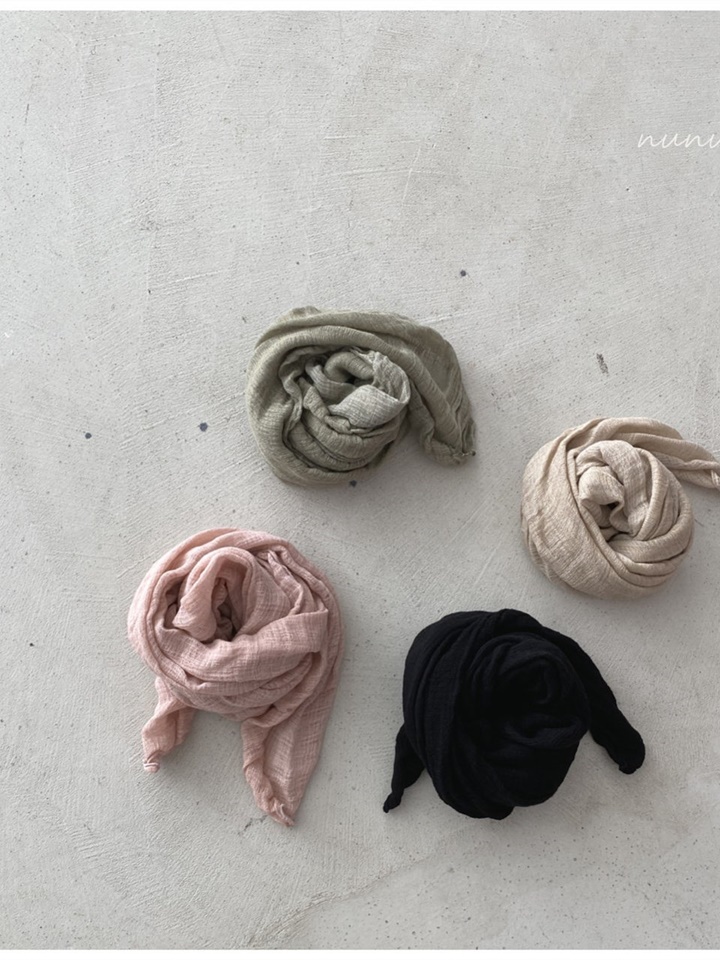 Daisy Scarf