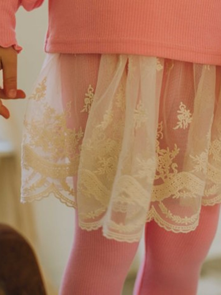 Jane Lace Skirt