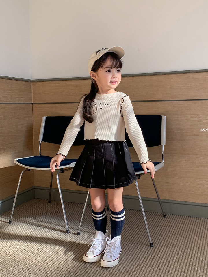 Unban Pleated Skirt