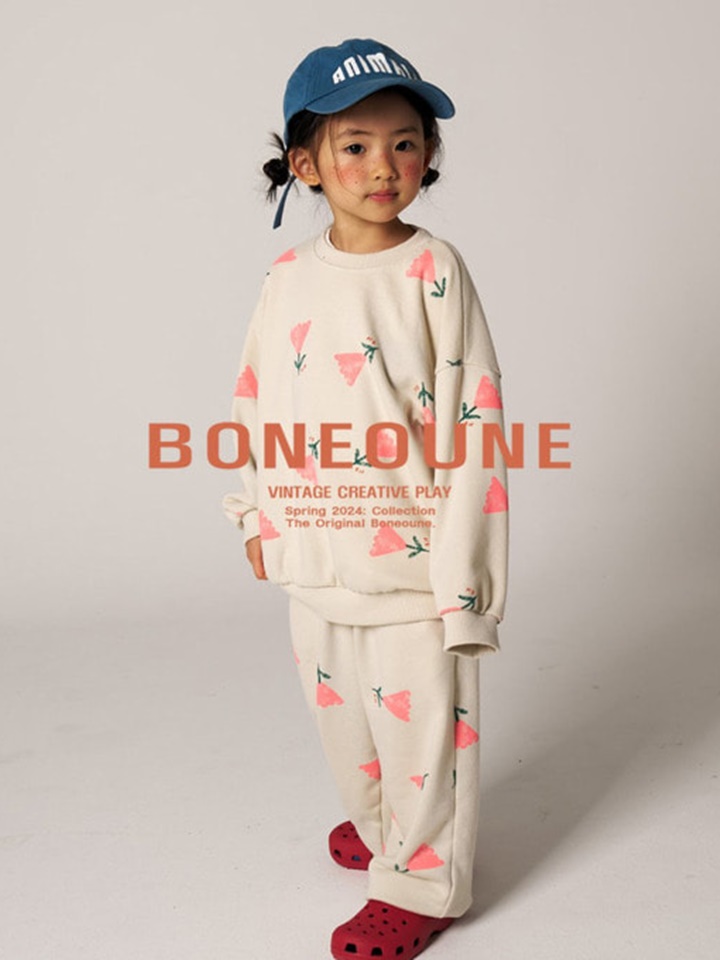 Triangle Flower Jogger Pants