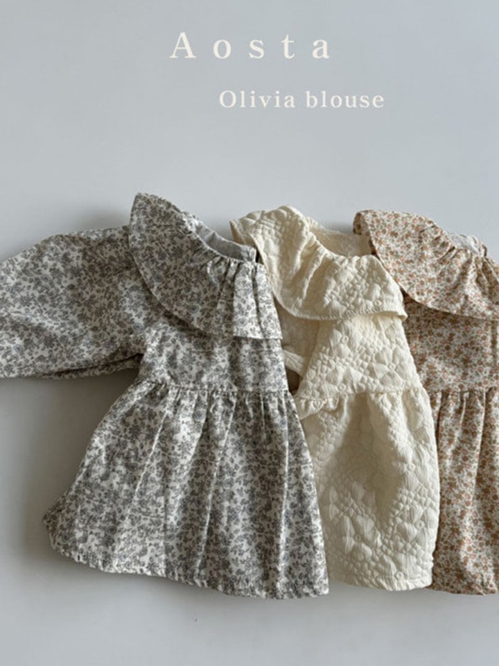 Olivia Blouse