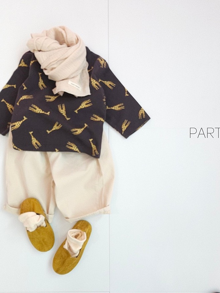 Giraffe Tee