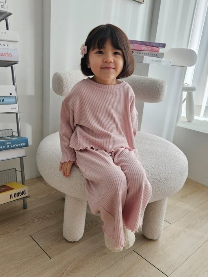 Beadle Top Bottom Set