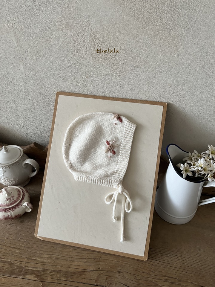 Flower Bonnet
