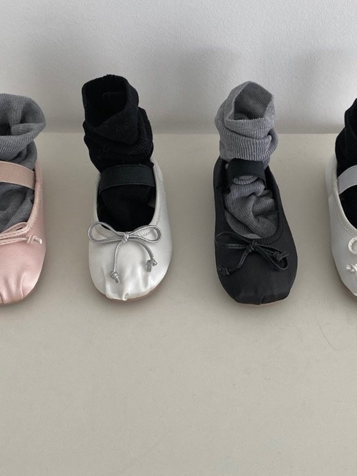 913 Ballerina  Flats & Ballerinas