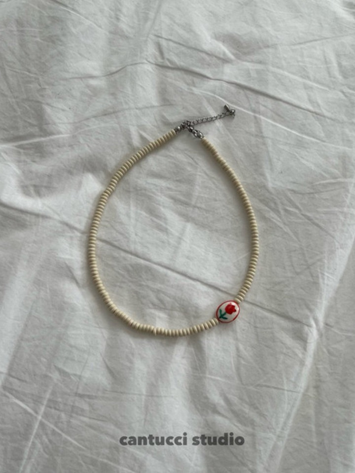 Haul Necklace With Mom