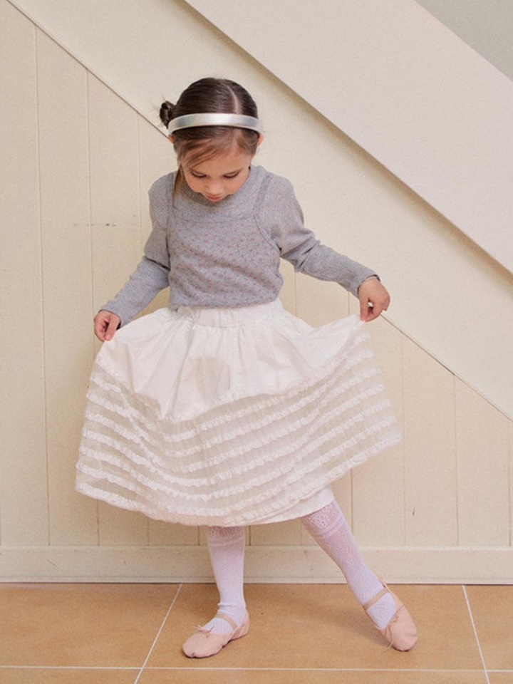 Bbe Frill Skirt With Mom