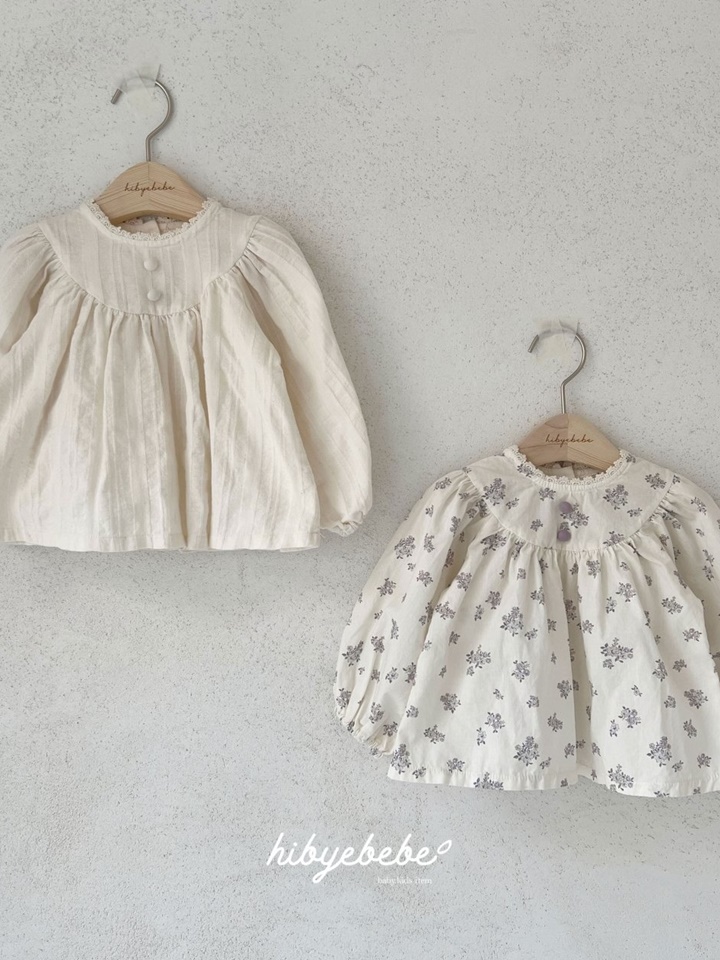 Ava Blouse