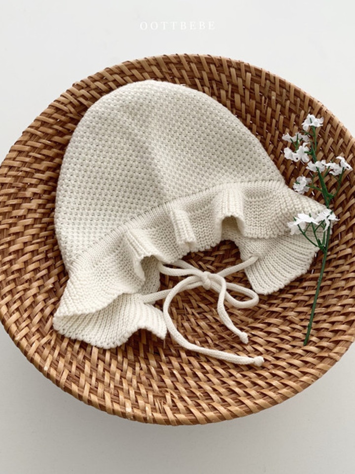 Knit Bonnet