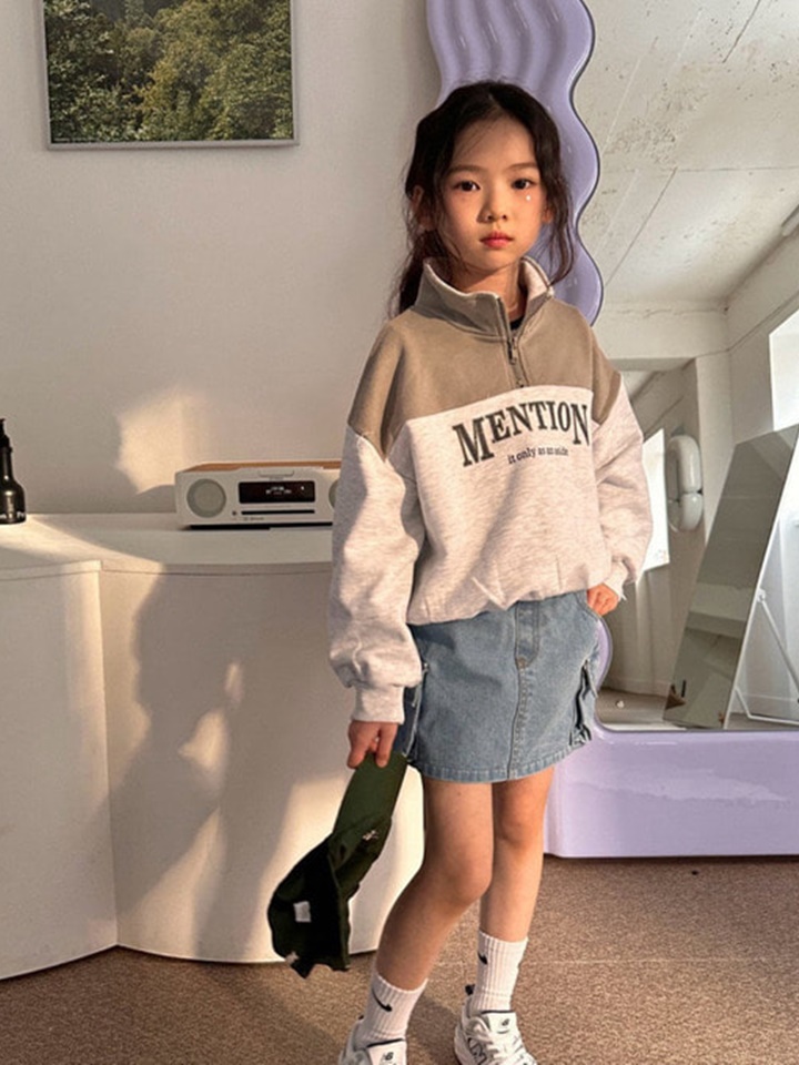 Color Half Zip Up