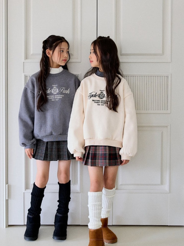 Loyal Embroidery Sweatshirt