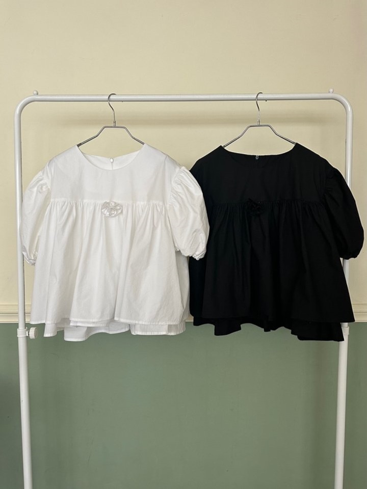 Cosage Ruffle Blouse