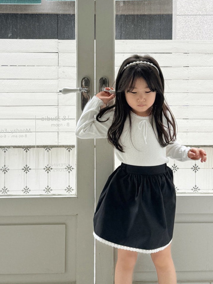 Lace Ribbon Tee