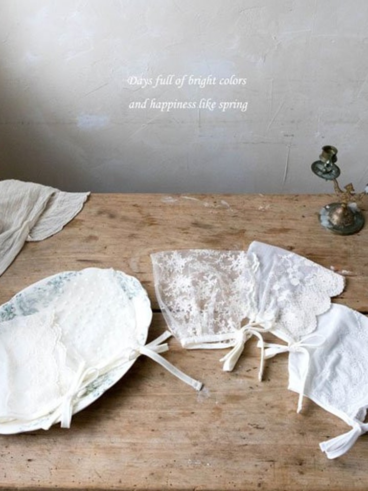 Elle Lace Bonnet