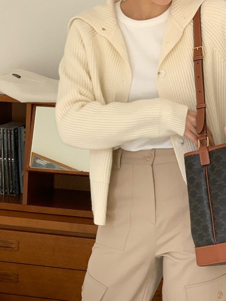 Loe Collar Golgi Knit Cardigan
