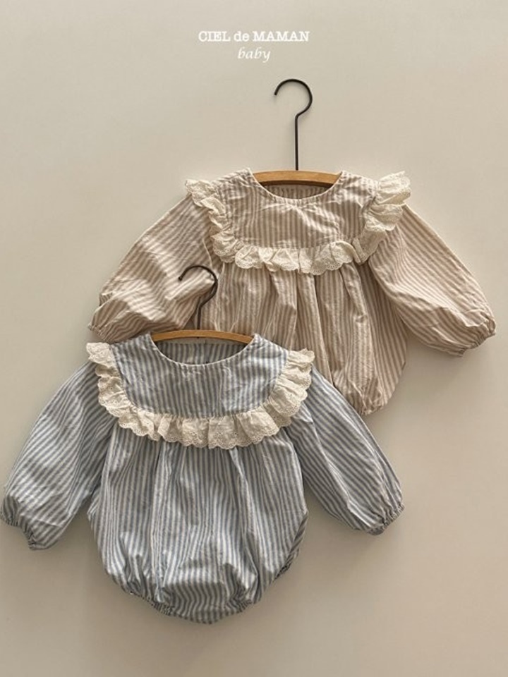 ST Frill Blouse
