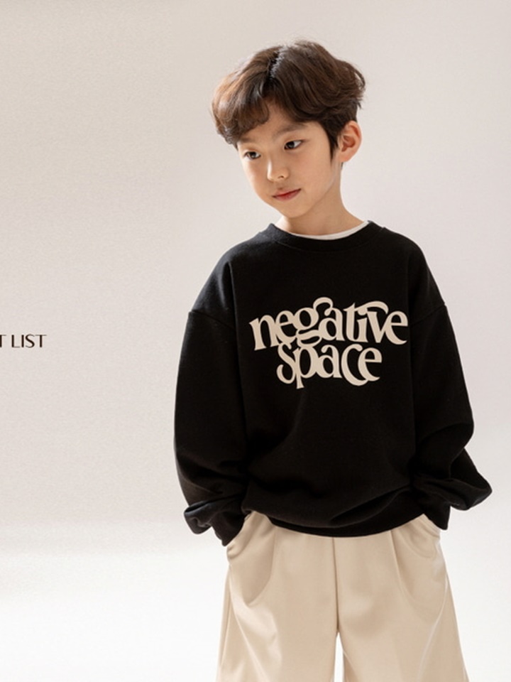 L Patch Sweatshirt