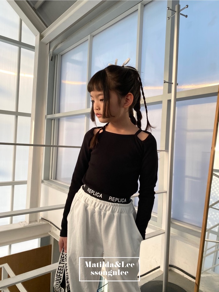 Shoulder Rib Tee
