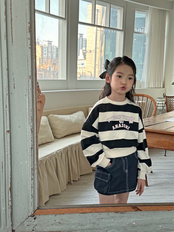 Big ST Sweatshirt