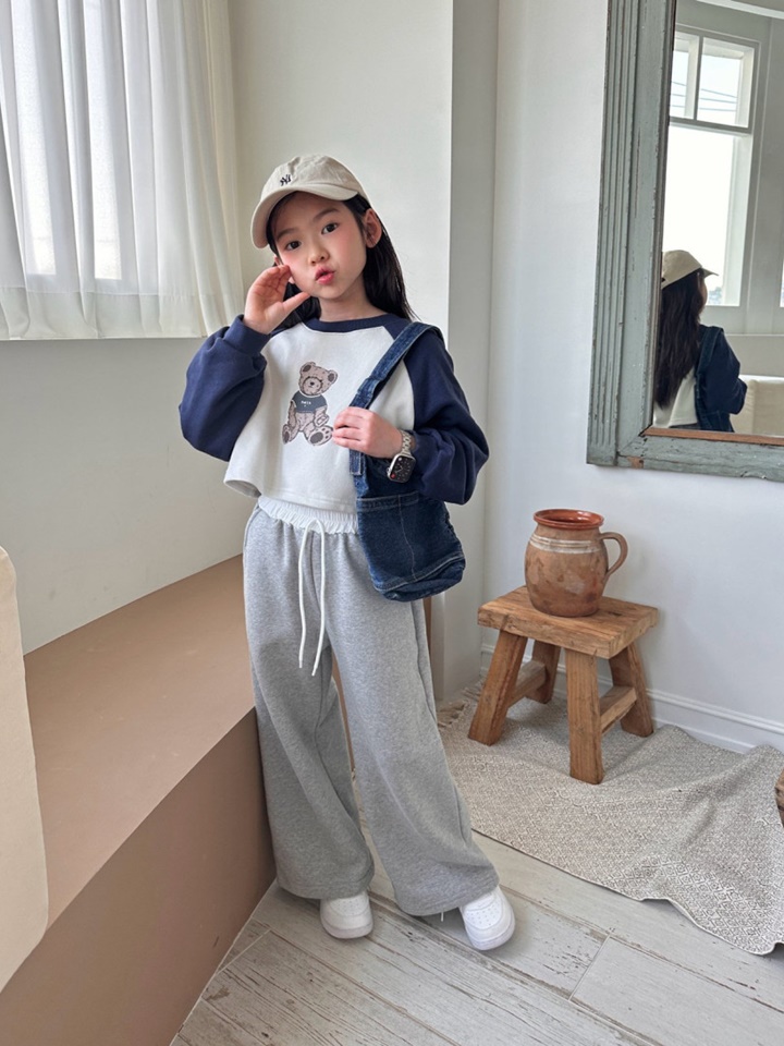 Bear Crop Tee