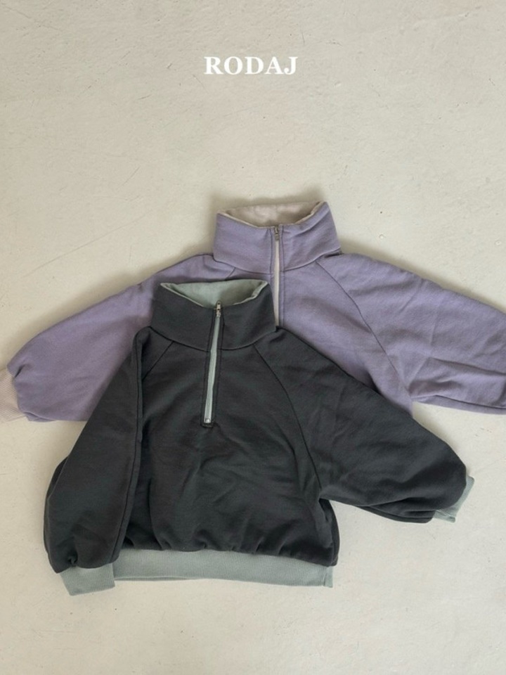 Qus Half Zip Up