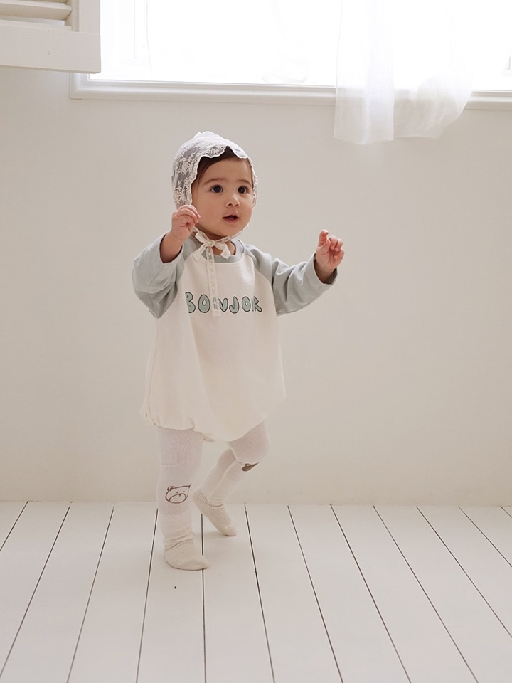 Bebe B Bonju Raglan Body Suit