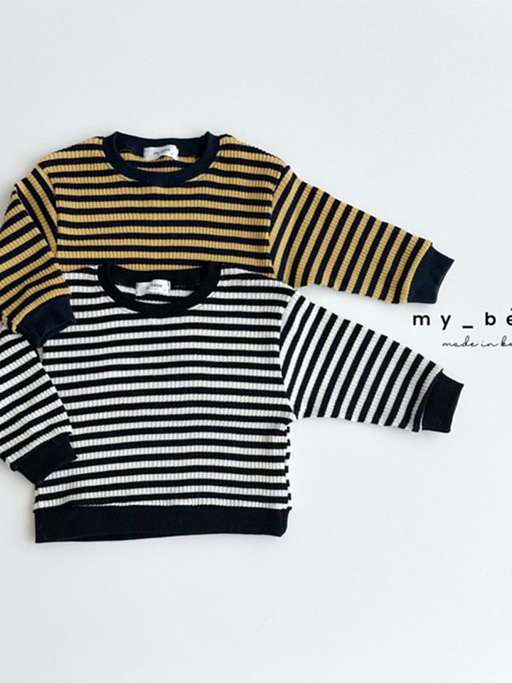 Eyelet ST Tee