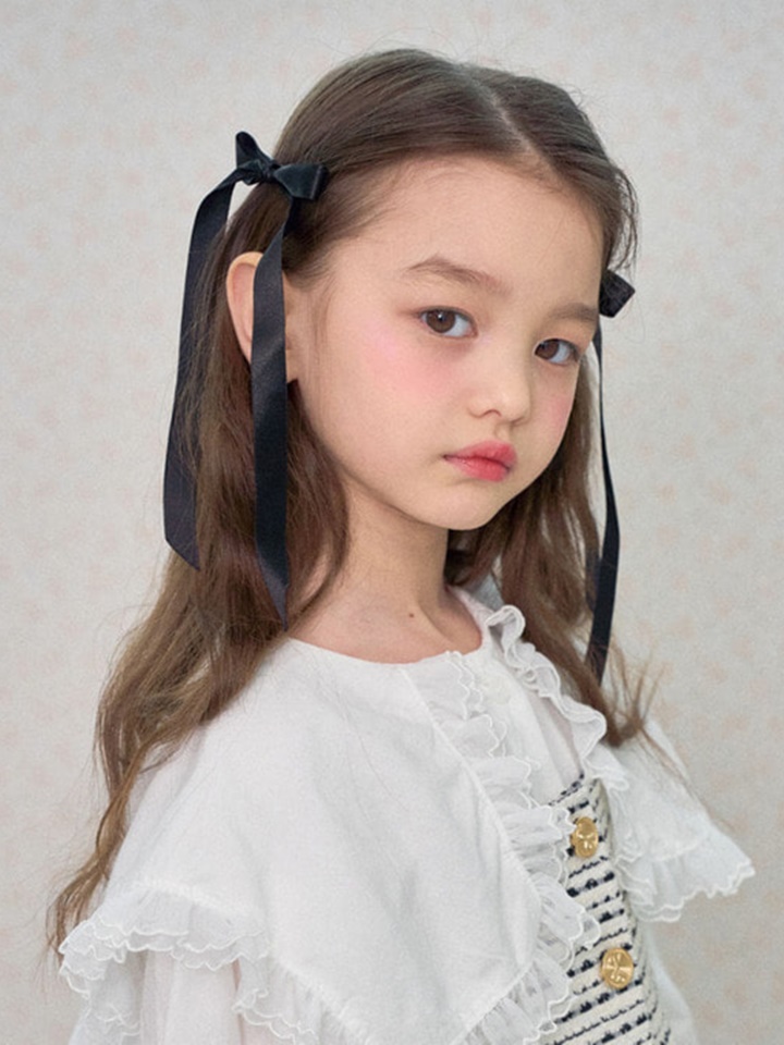 Long Black Ribbon Pin