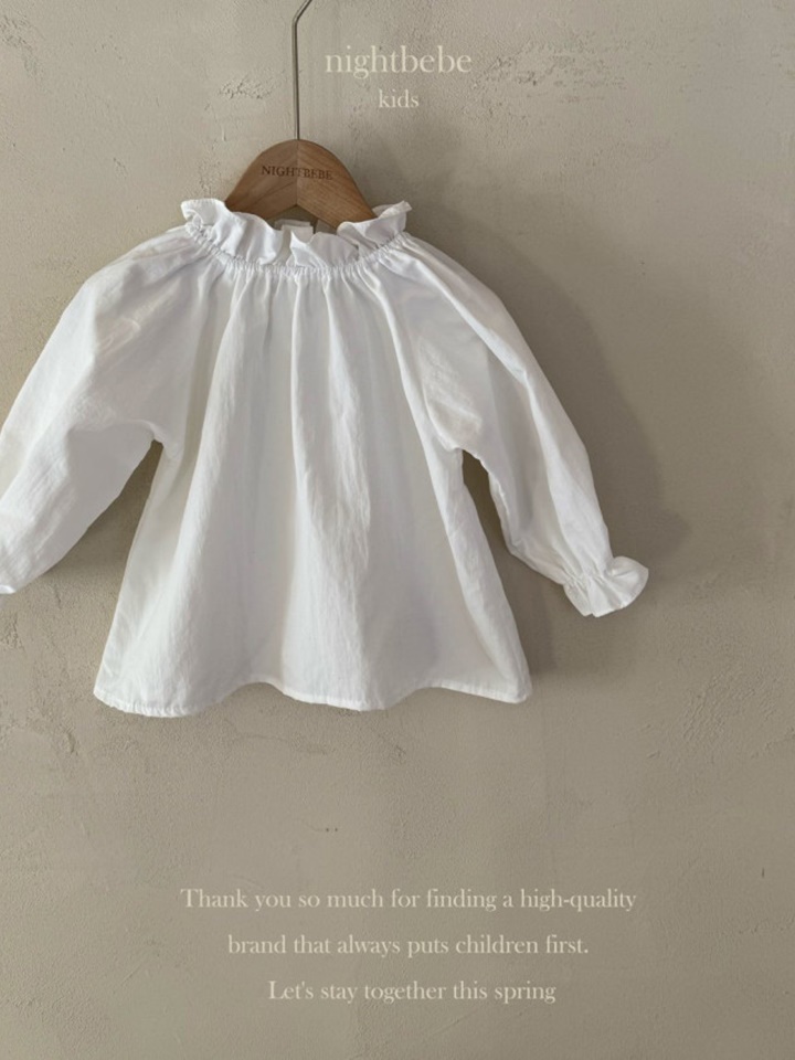 An Shirring Blouse