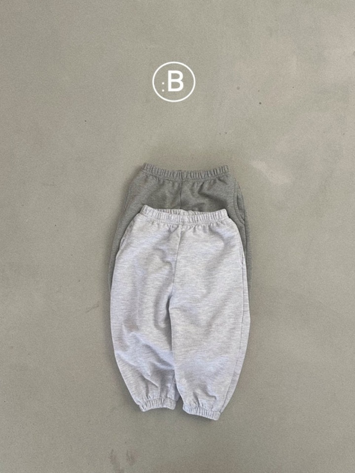 Minimal Jogger Pants