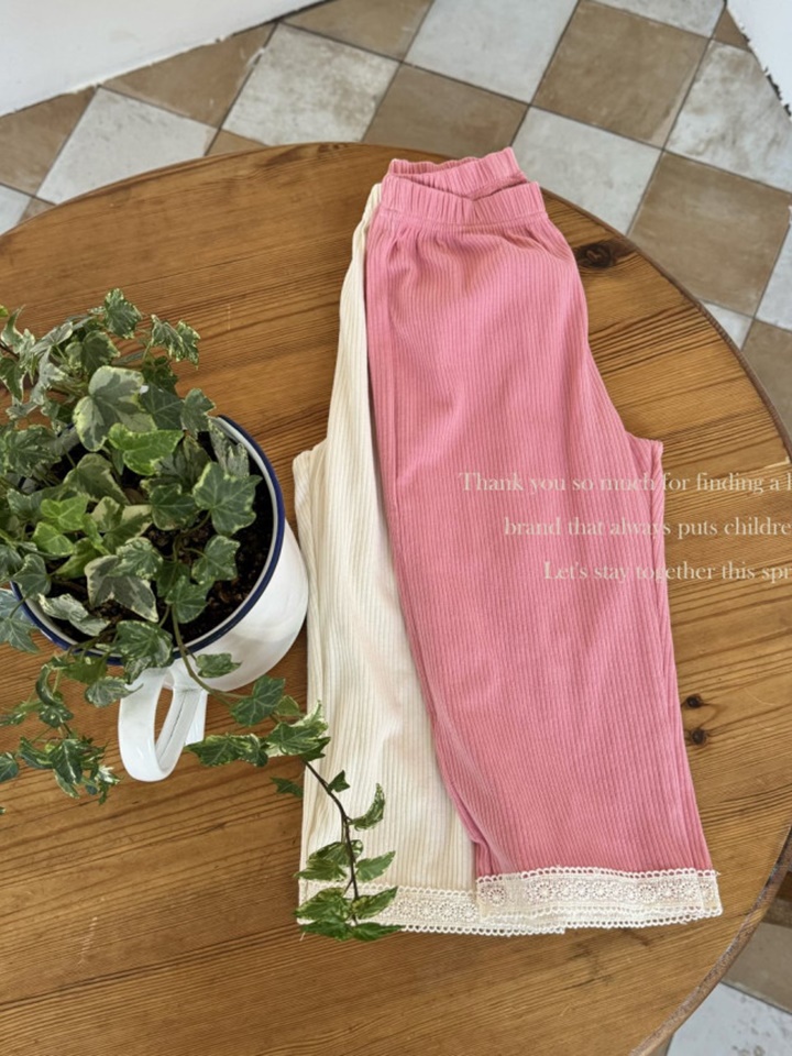 Uni Lace Pants