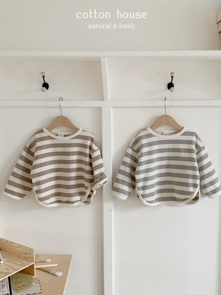 ST Slit Tee