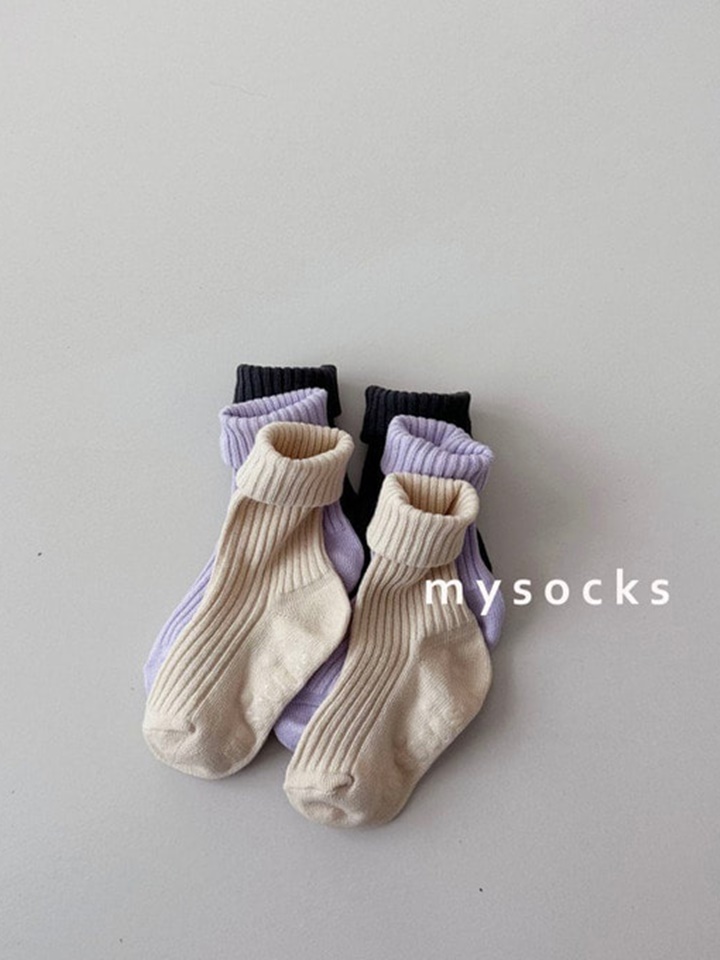 Prosecutor Socks Set