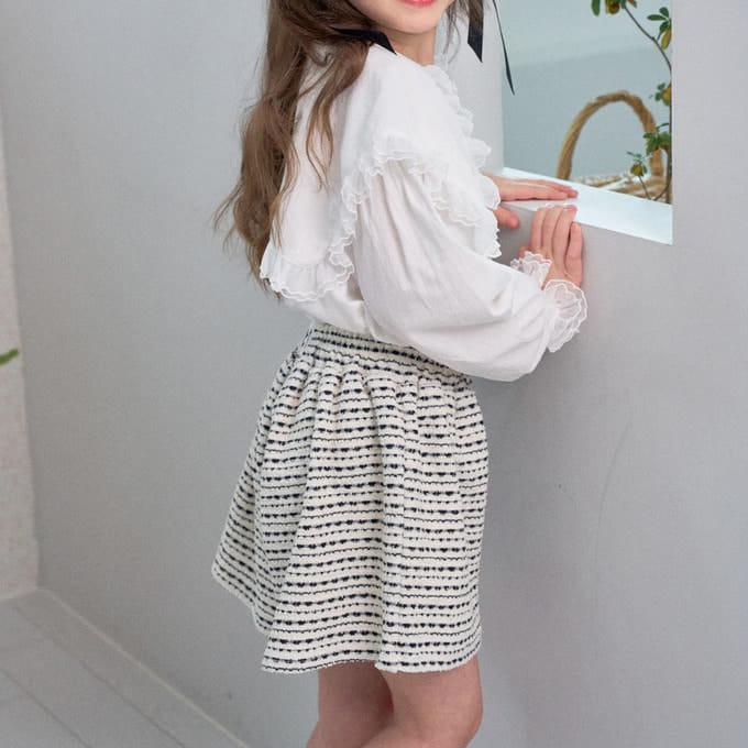 A-Market - Korean Children Fashion - #fashionkids - Tweed Shorts