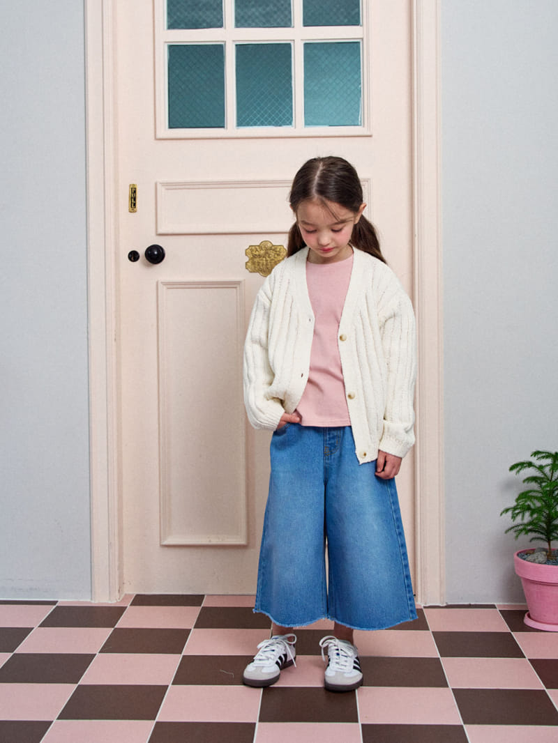 A-Market - Korean Children Fashion - #toddlerclothing - Croppeed Denim Shorts - 8