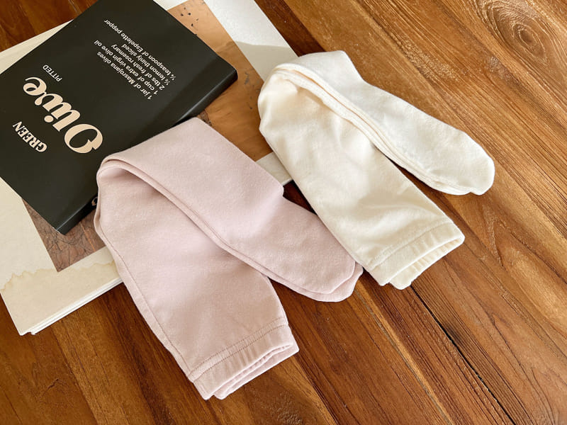 Bebe Nine - Korean Baby Fashion - #babygirlfashion - Bebe B Pure Foot Leggings - 2