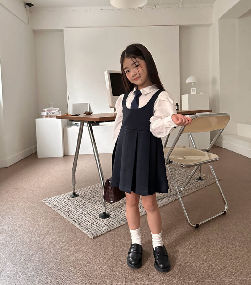 Comma - Korean Children Fashion - #kidsshorts - Puff Blouse - 8