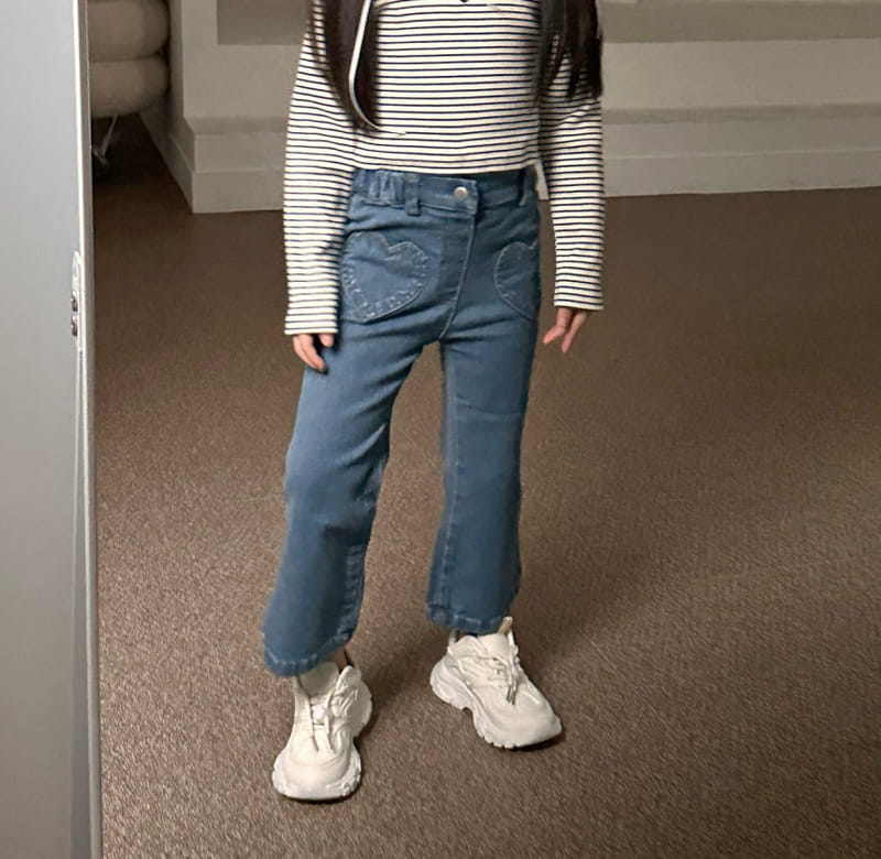 Comma - Korean Children Fashion - #kidsshorts - Heart Denim Boots Cut Pants - 2