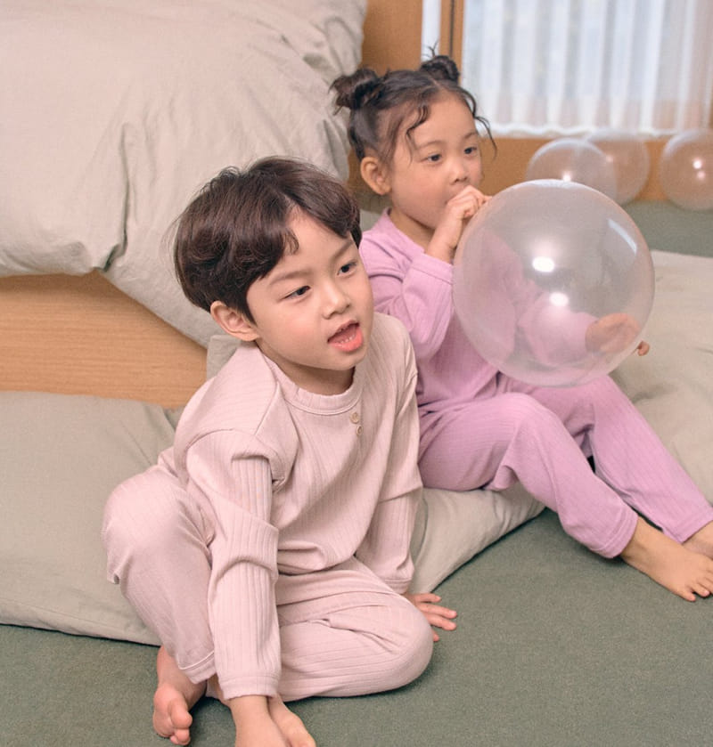Here I Am - Korean Children Fashion - #Kfashion4kids - Bern Wide Top Bottom Set - 6