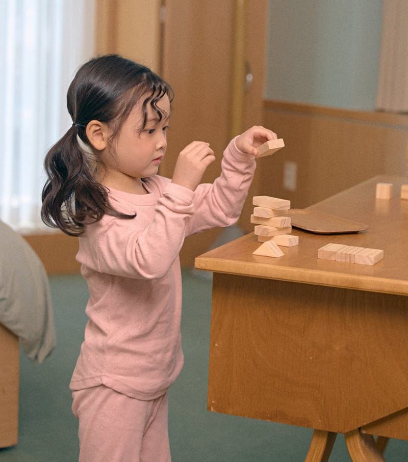 Here I Am - Korean Children Fashion - #designkidswear - Mond Eyelet Easywear