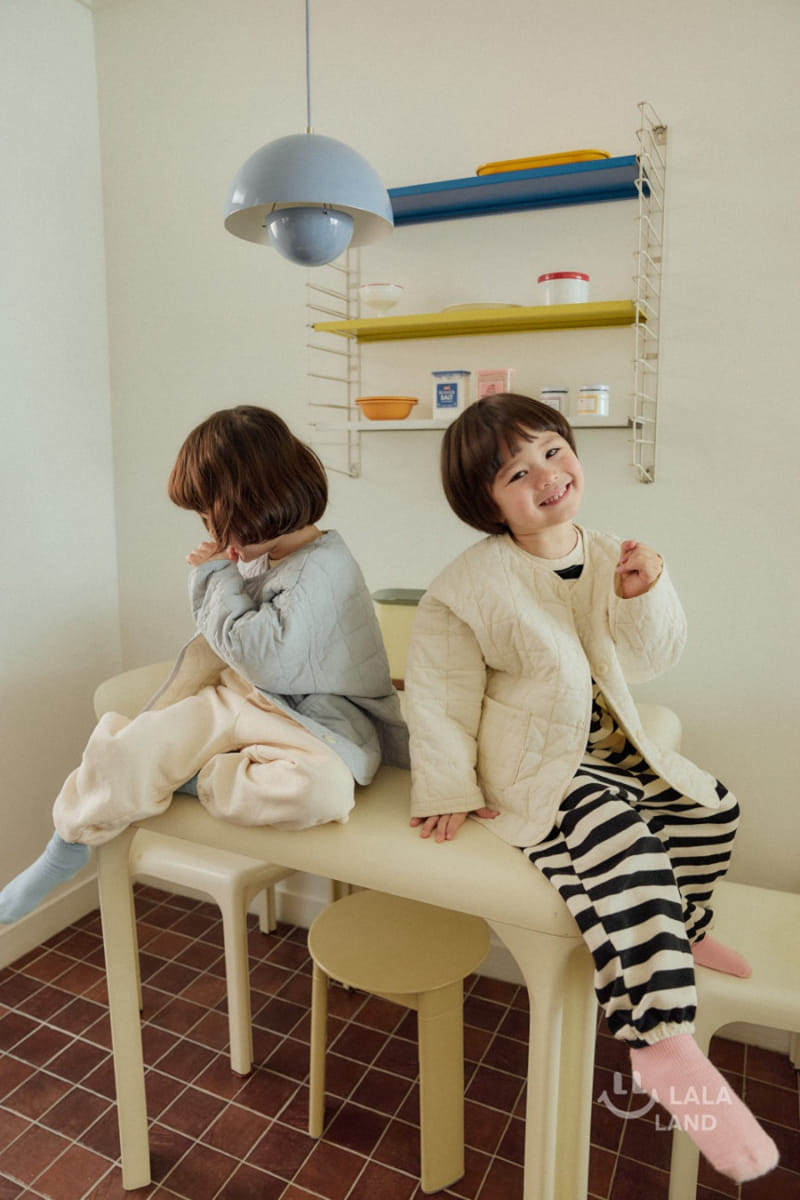 Lalaland - Korean Children Fashion - #discoveringself - Toast Quilted Jacket - 3