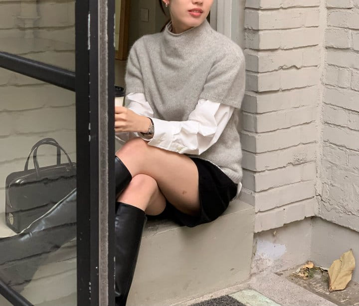 Moani - Korean Women Fashion - #romanticstyle - Turtle Neck Half Sleeve Raccoon Knit Tee