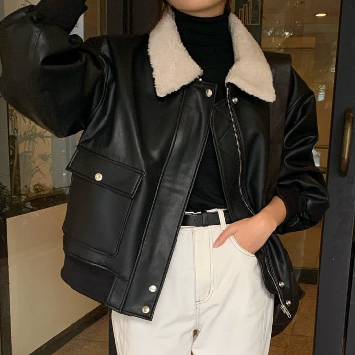 Moani - Korean Women Fashion - #vintageinspired - Shearling Collar Leather Jacket - 3