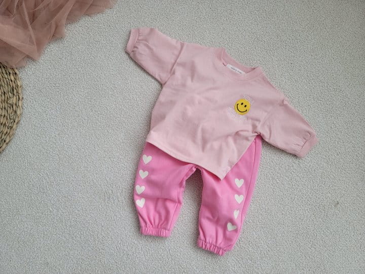 Moran - Korean Children Fashion - #kidsstore - Heart Jogger Pants - 7