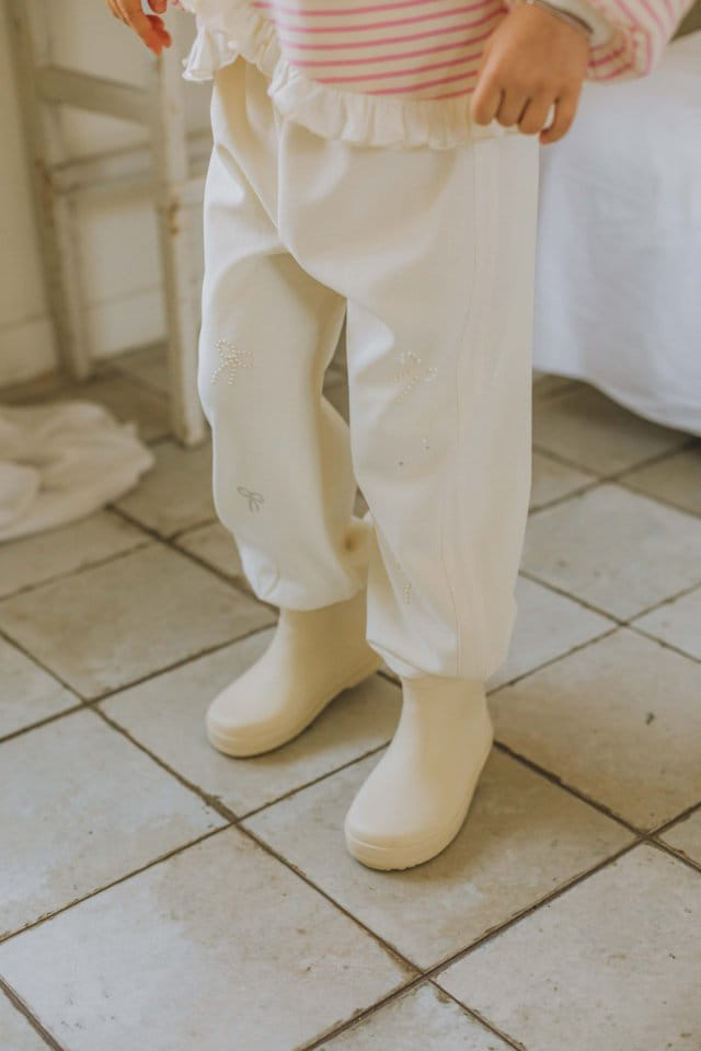 Mumunbaba - Korean Children Fashion - #kidzfashiontrend - Jane Pearl Jogger Pants
